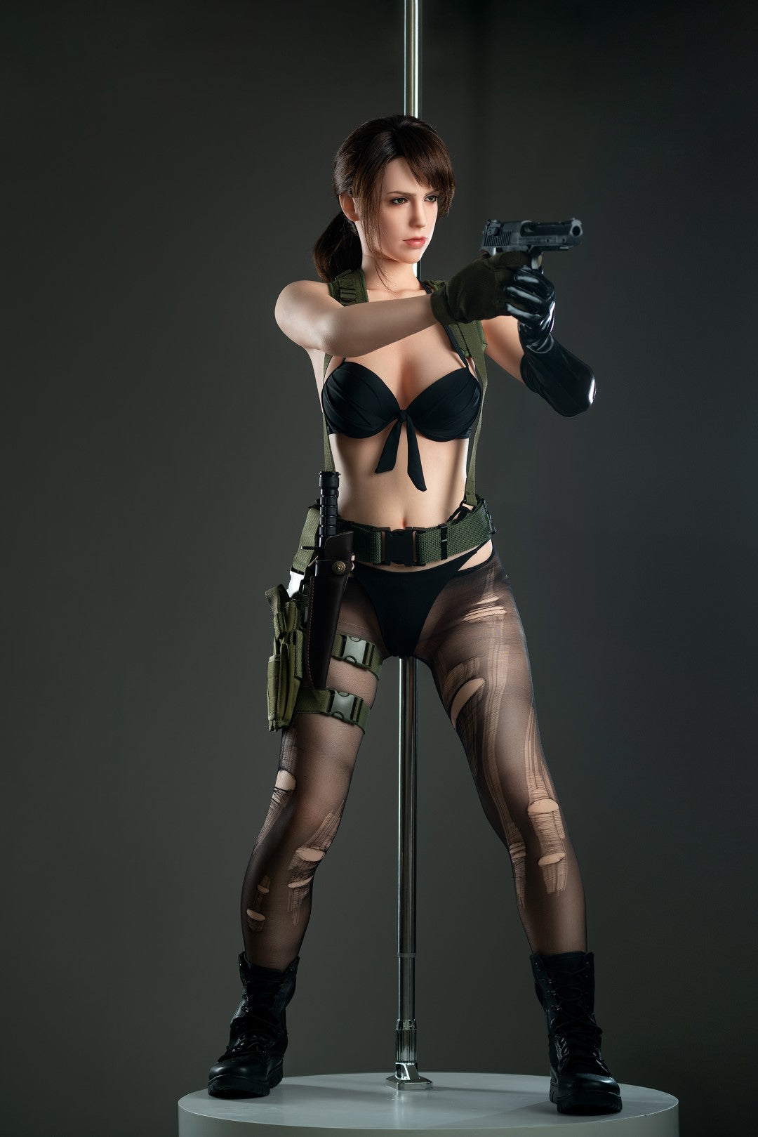Vaikne seksinukk (Game Lady 168cm E-Kupa nr 13 silikoon)