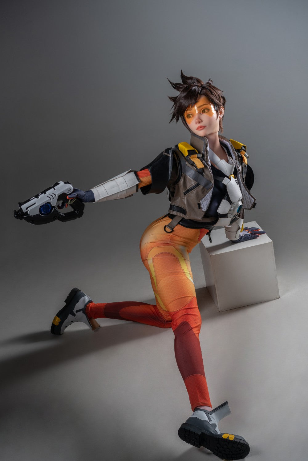 Tracer Sex Doll (Game Lady 167 cm D-Cup nr 29-1 silikoon)