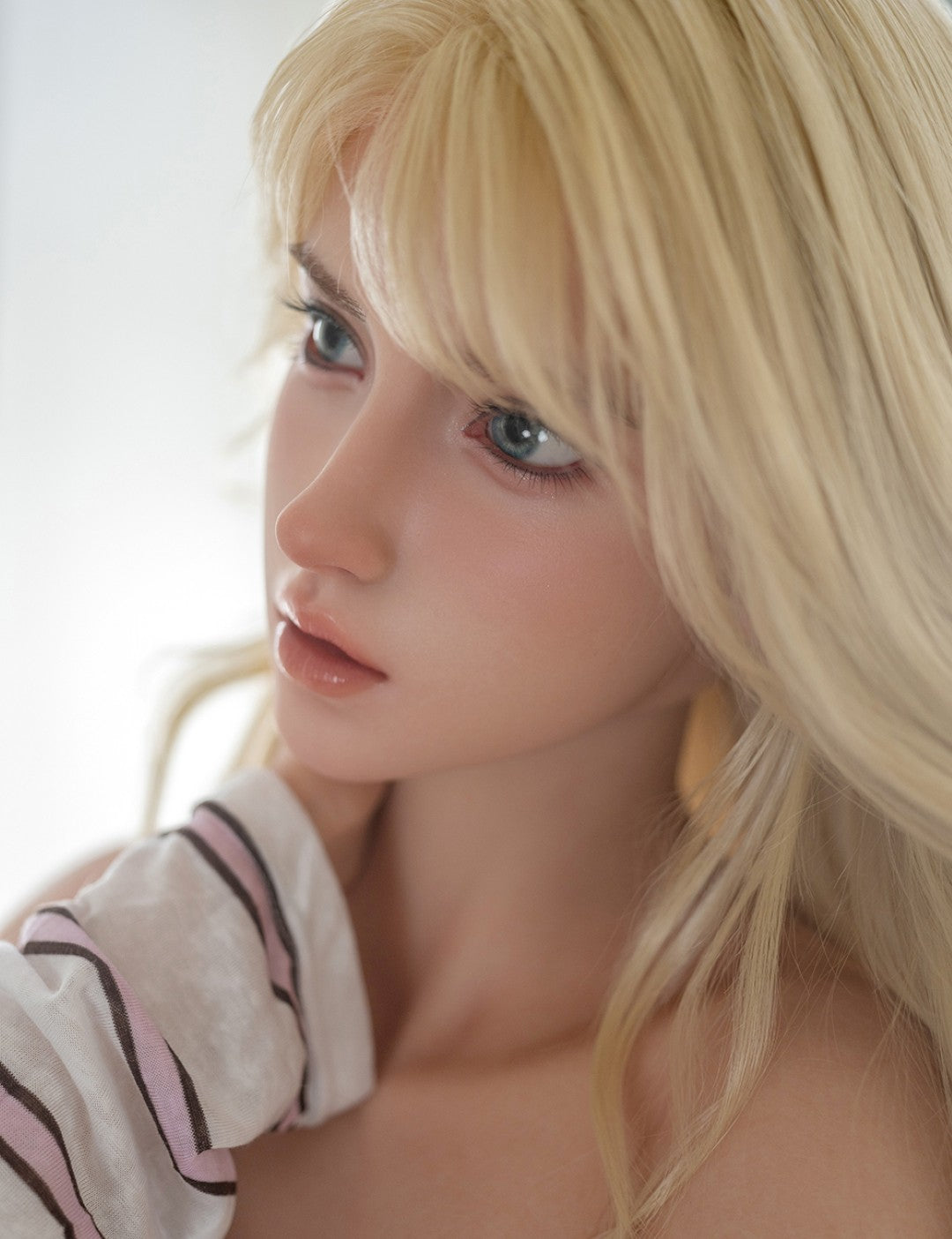 Lillian Sexdocka (TOP CYDOLL 168cm F-kupa TPE+Silikon)
