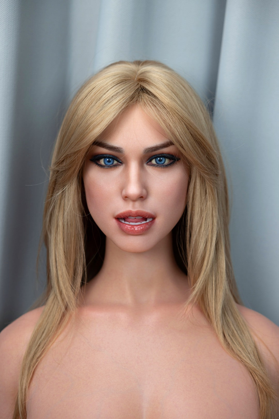 Della Torso Sexdocka (FanReal Doll 95cm G-kupa Silikon) EXPRESS