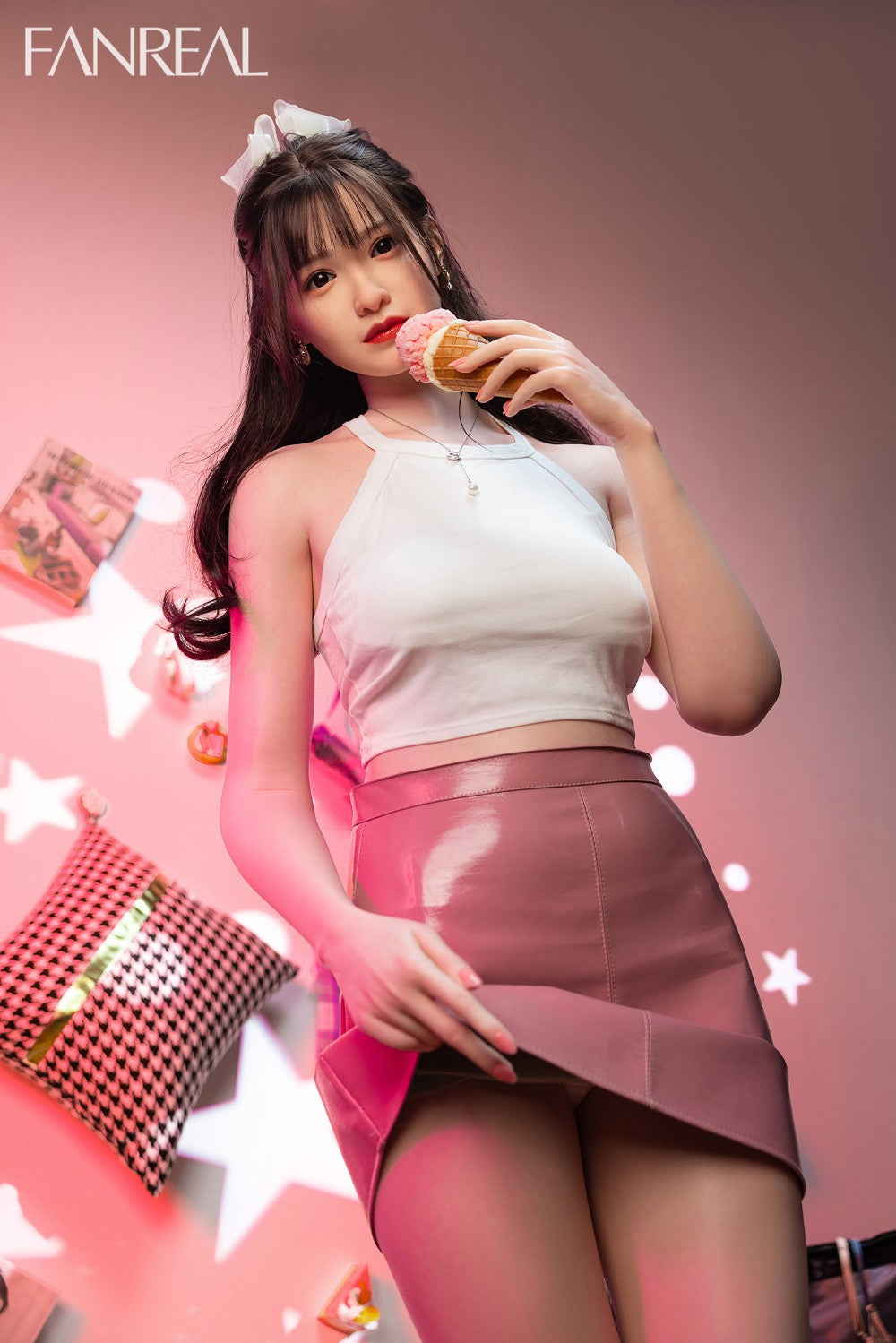 Josie seksnukk (FanReal Doll 163 cm C-tass silikoon)