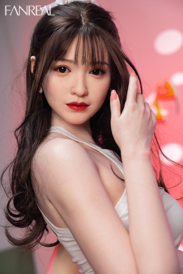 Josie seksnukk (FanReal Doll 163 cm C-tass silikoon)