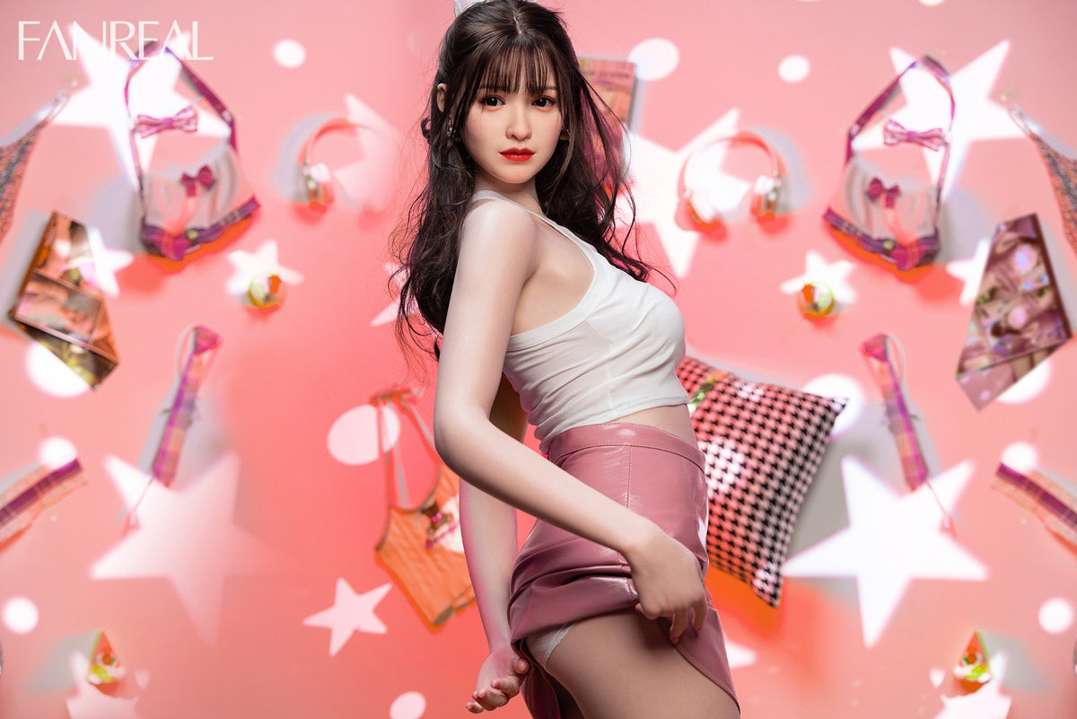 Josie seksnukk (FanReal Doll 163 cm C-tass silikoon)