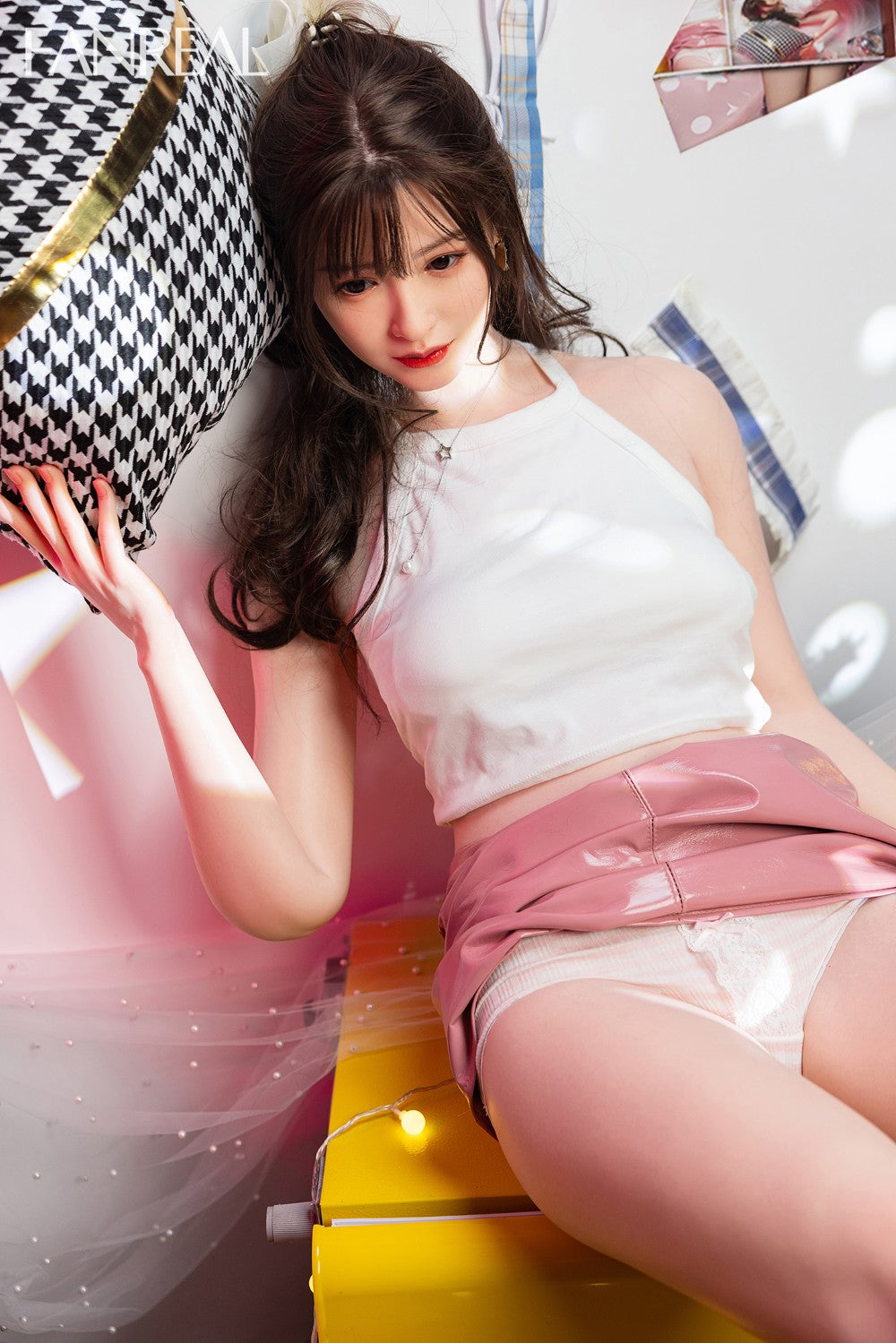 Josie seksnukk (FanReal Doll 163 cm C-tass silikoon)