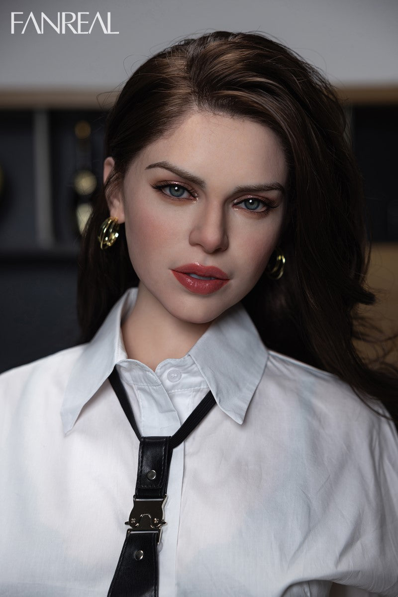 Gina Sex Doll (FanReal Doll 170 cm D-tass silikoon)