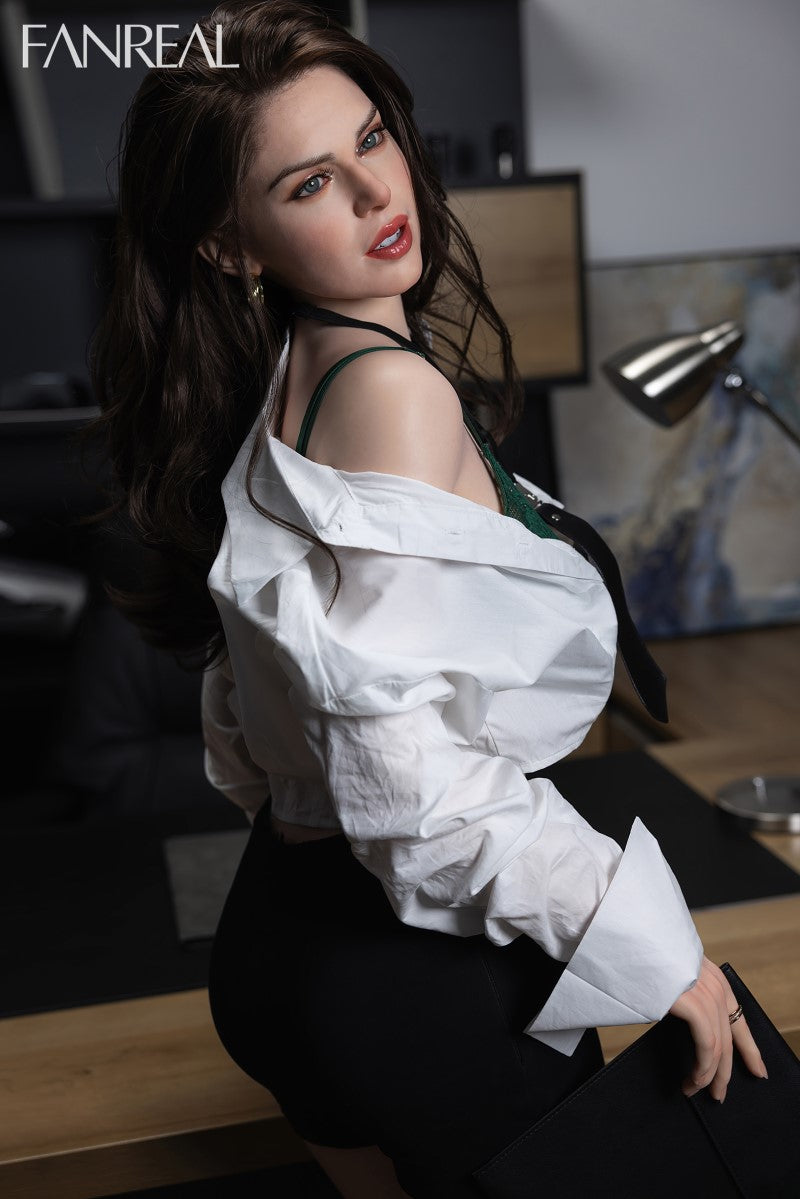 Gina Sex Doll (FanReal Doll 170 cm D-tass silikoon)