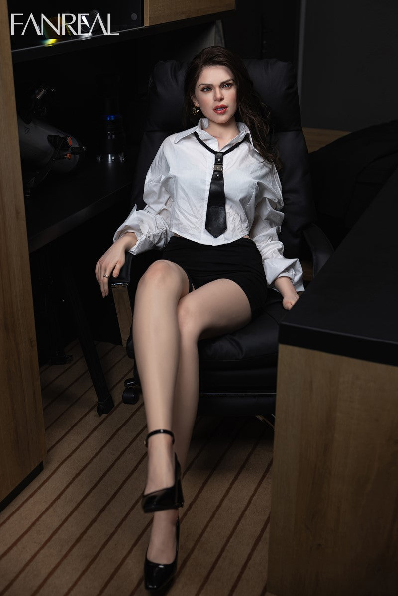 Gina Sex Doll (FanReal Doll 170 cm D-tass silikoon)