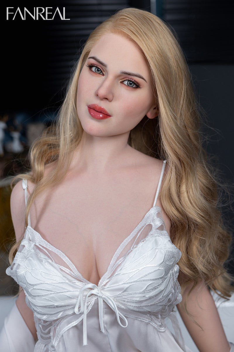 Gina Sex Doll (FanReal Doll 155 cm F tass RST silikoon)