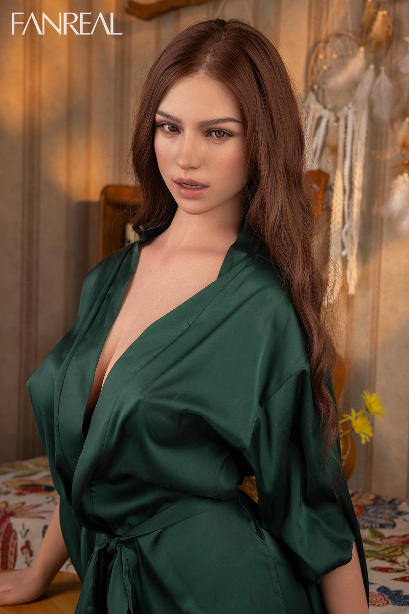 Mirella seksnukk (FanReal Doll 155 cm F tass RST silikoon)
