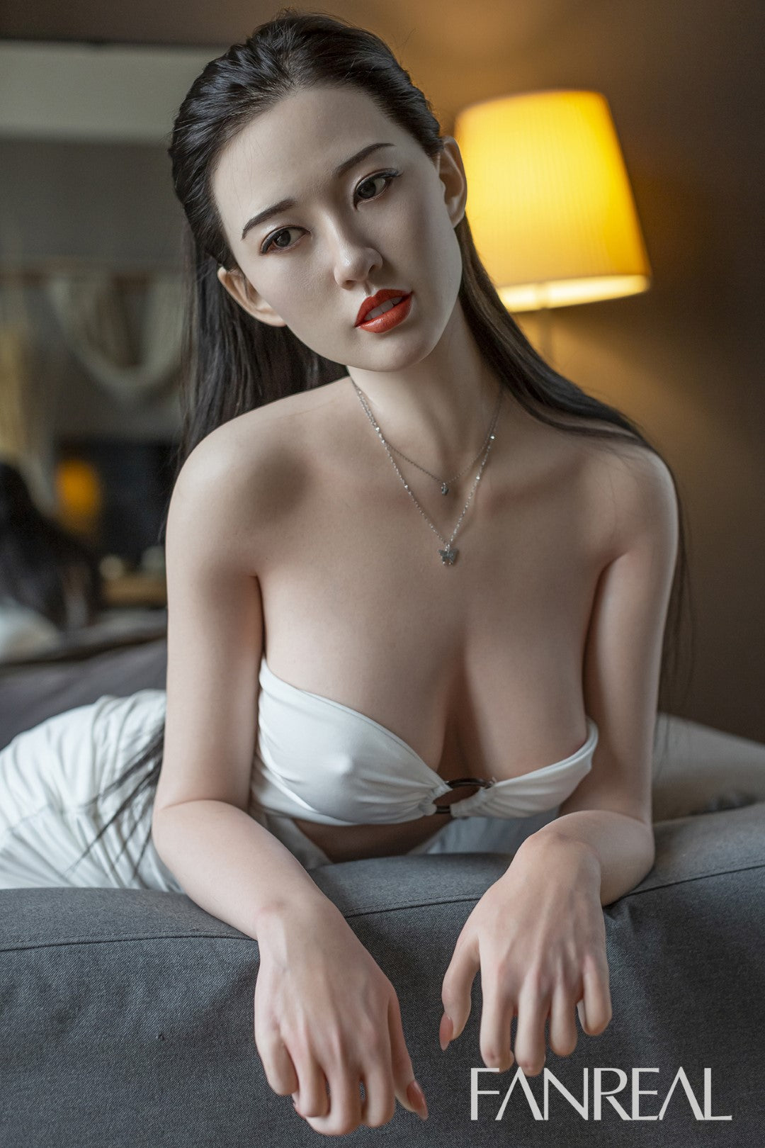 Fei seksnukk (FanReal Doll 173cm D-tass silikoon)