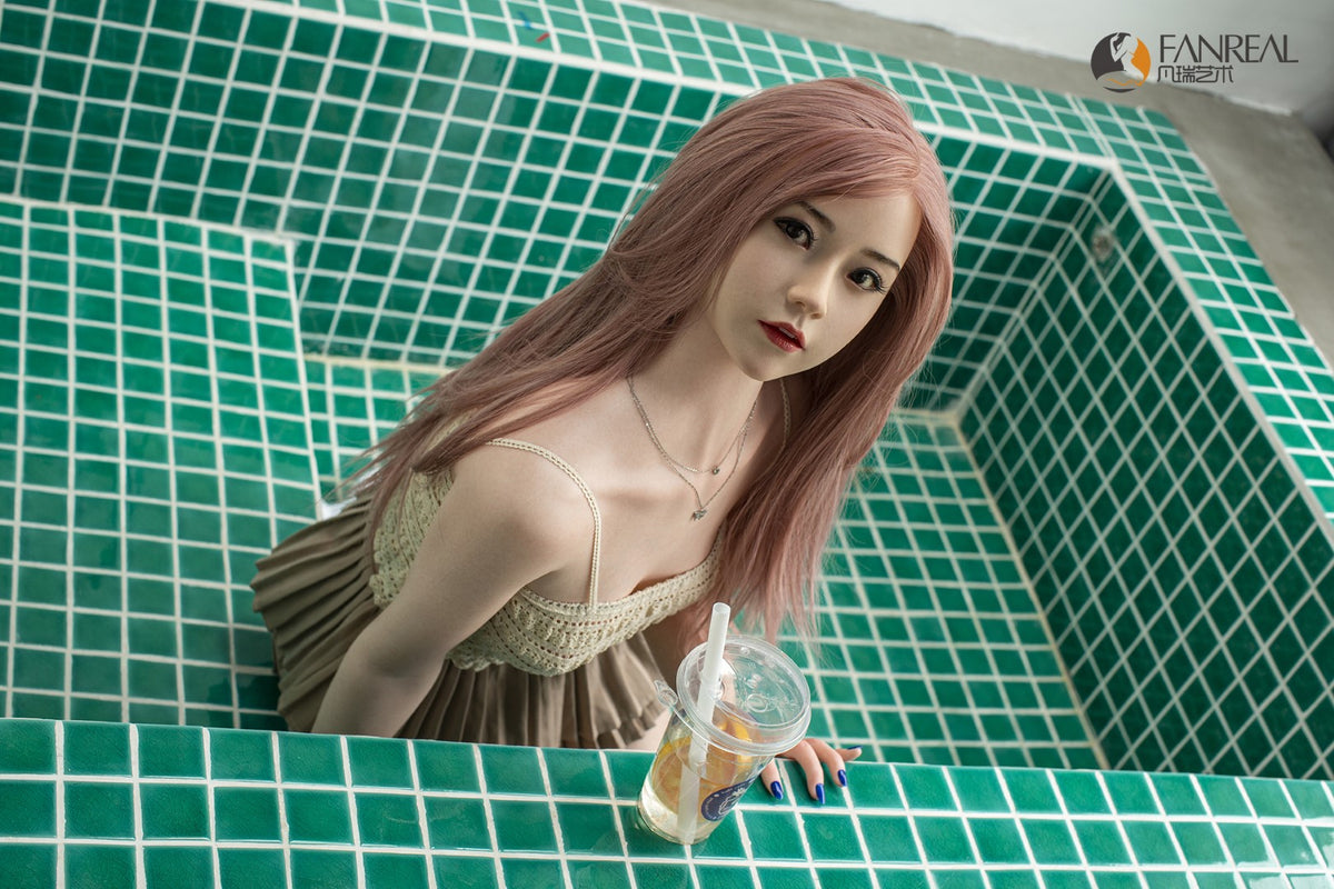 Qian Sexdocka (FanReal Doll 158cm B-kupa Silikon)