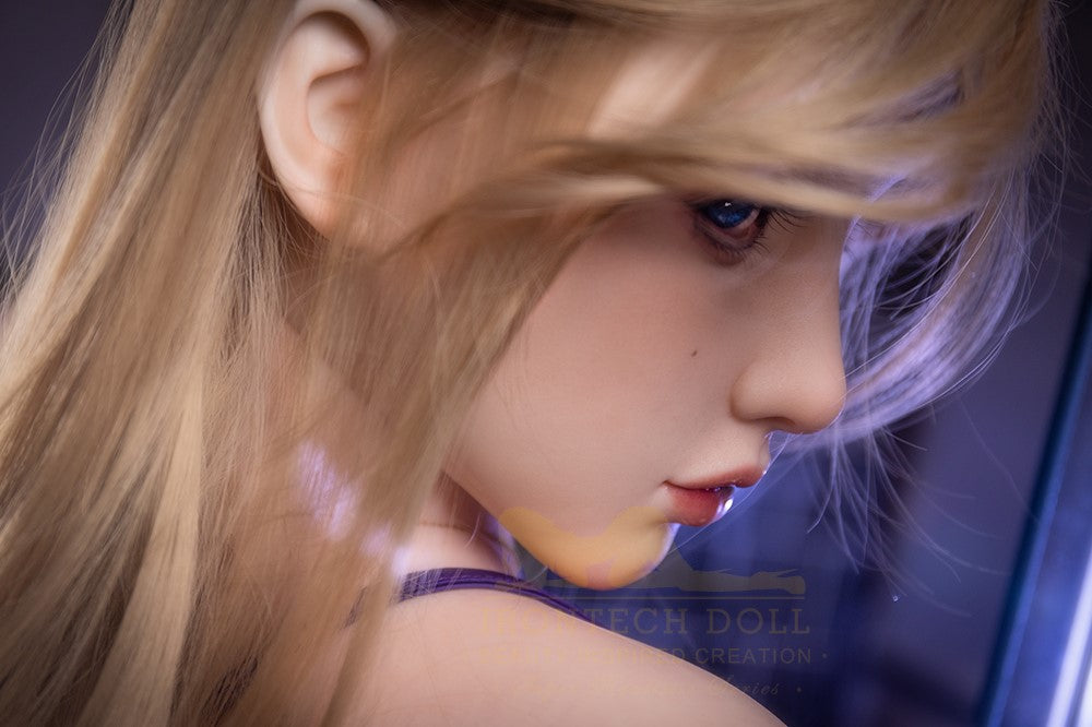 Mariya seksnukk (Irontech Doll 162 cm B-Cup S37 silikoon)
