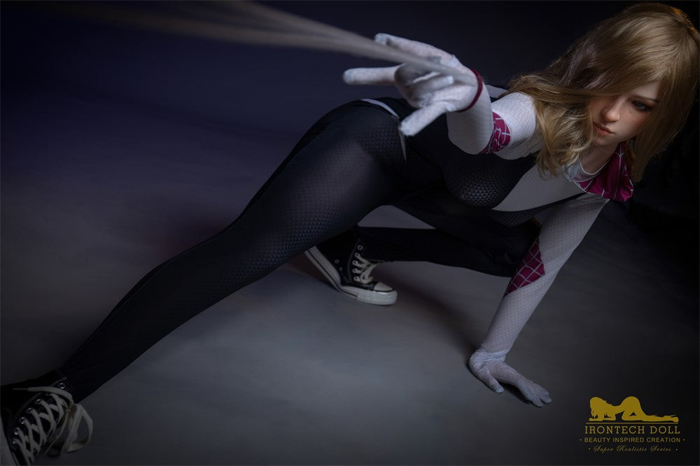 Gwen Sex Doll (Irontech Doll 167cm E-tass S38 silikoon)