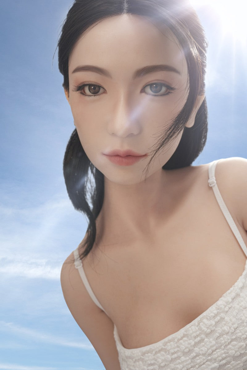 Mayu seksnukk (Climax Nukk ULW 158cm E-tass silikoon)