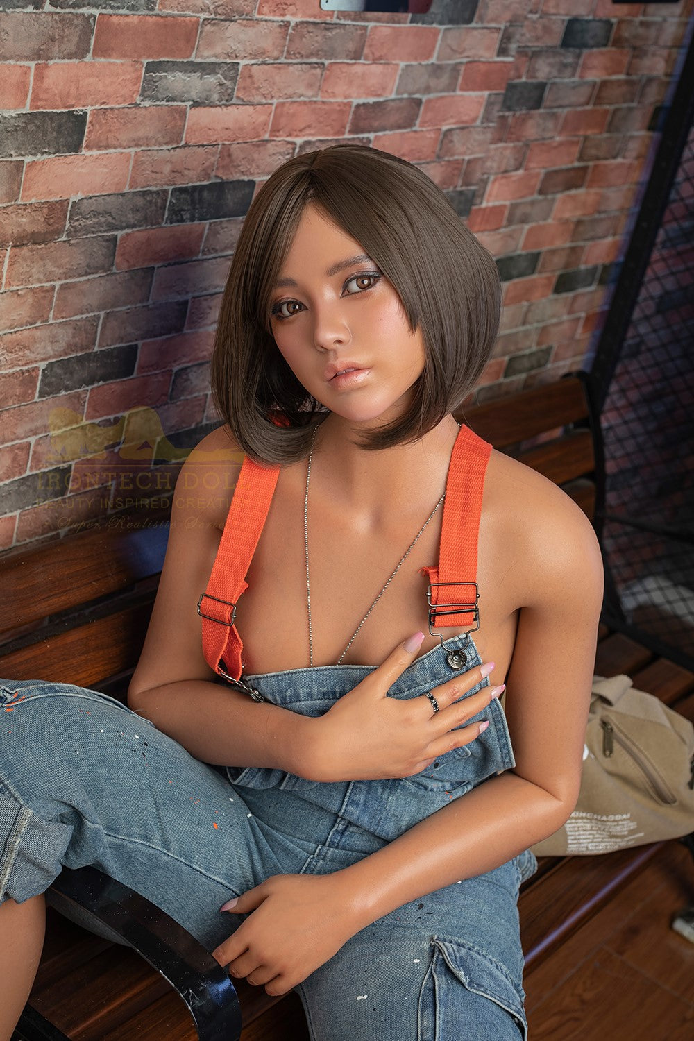 Emilia seksnukk (Irontech Doll 162 cm B-Cup S40 silikoon)