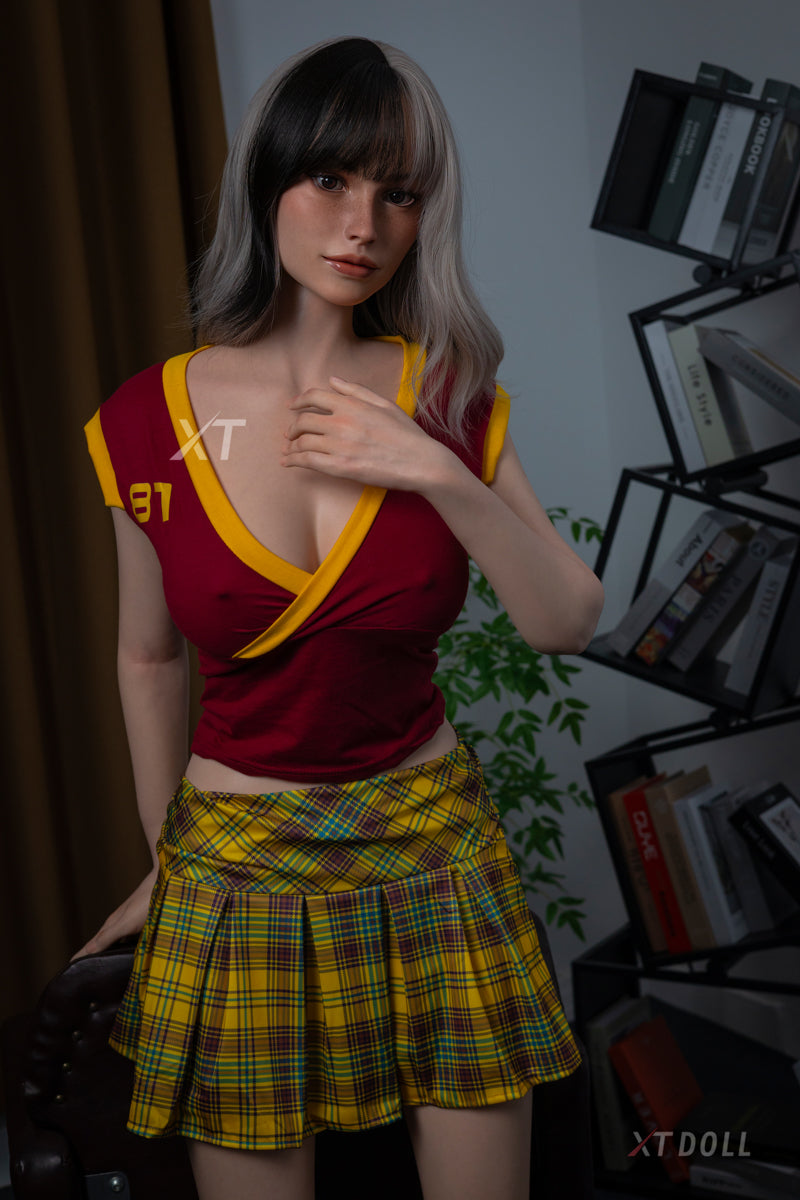 Julie seksnukk (XT Doll 165 cm E-Cup #XT-6 silikoon)