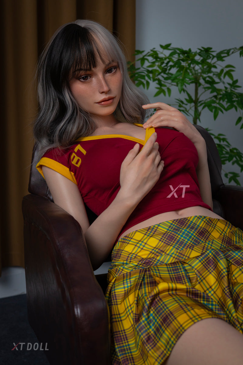 Julie seksnukk (XT Doll 165 cm E-Cup #XT-6 silikoon)