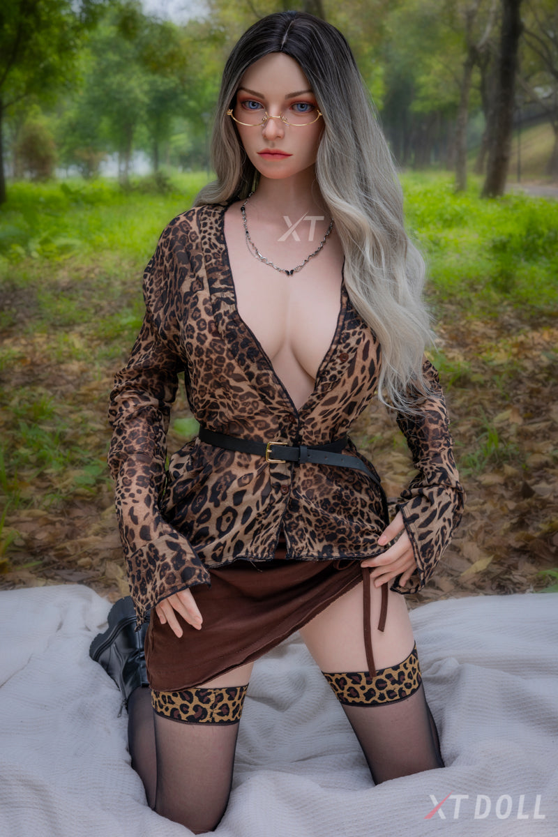 Melanie seksnukk (XT Doll 165 cm E-Cup #XT-15-B silikoon)