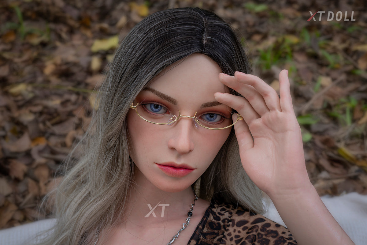 Melanie seksnukk (XT Doll 165 cm E-Cup #XT-15-B silikoon)