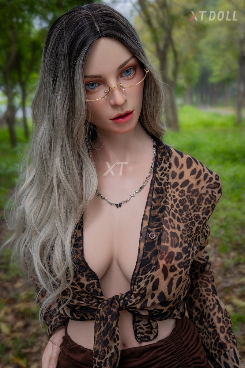 Melanie seksnukk (XT Doll 165 cm E-Cup #XT-15-B silikoon)