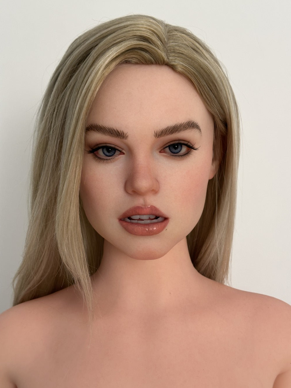 Loriana seksnukk (Zelex 172 cm E-Kupa ZXE201-W2 SLE silikoon)