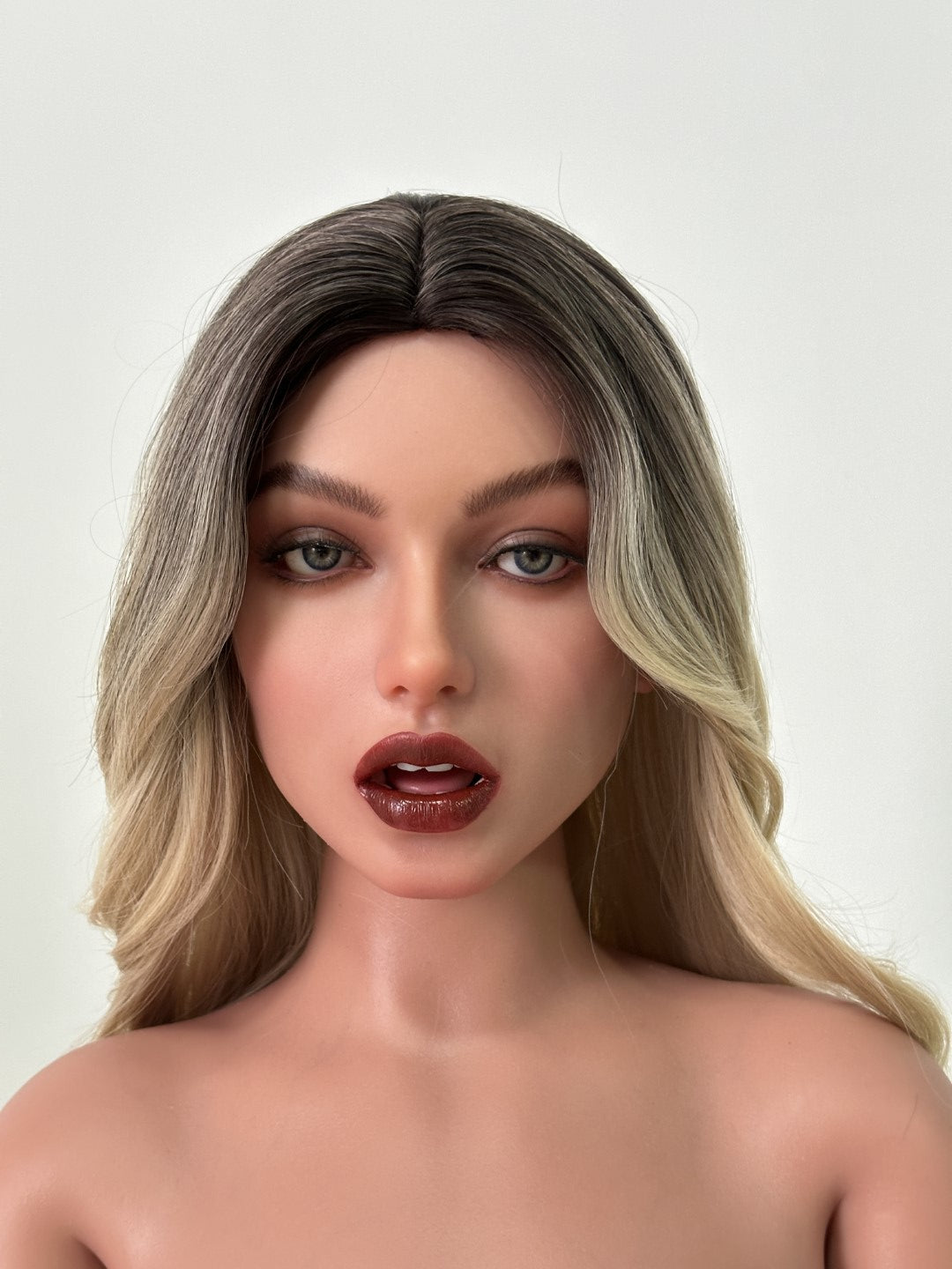 Olivia seksnukk (Zelex 165 cm D-Cup ZXE207-2 SLE silikoon)