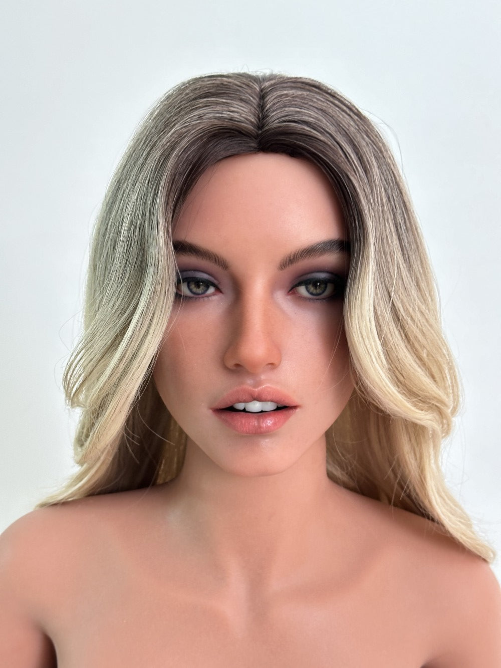 Gabriella seksnukk (Zelex 153 cm B-Cup ZXE216-1 SLE silikoon) EXPRESS
