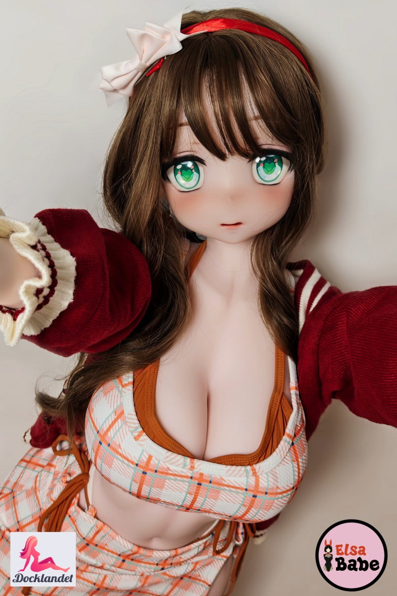 Elsa Babe Anime stiilis seksnukk 154 cm silikoonist suurte rindade, roheliste silmade ja ruudulise komplektiga - poseerib punase jopega