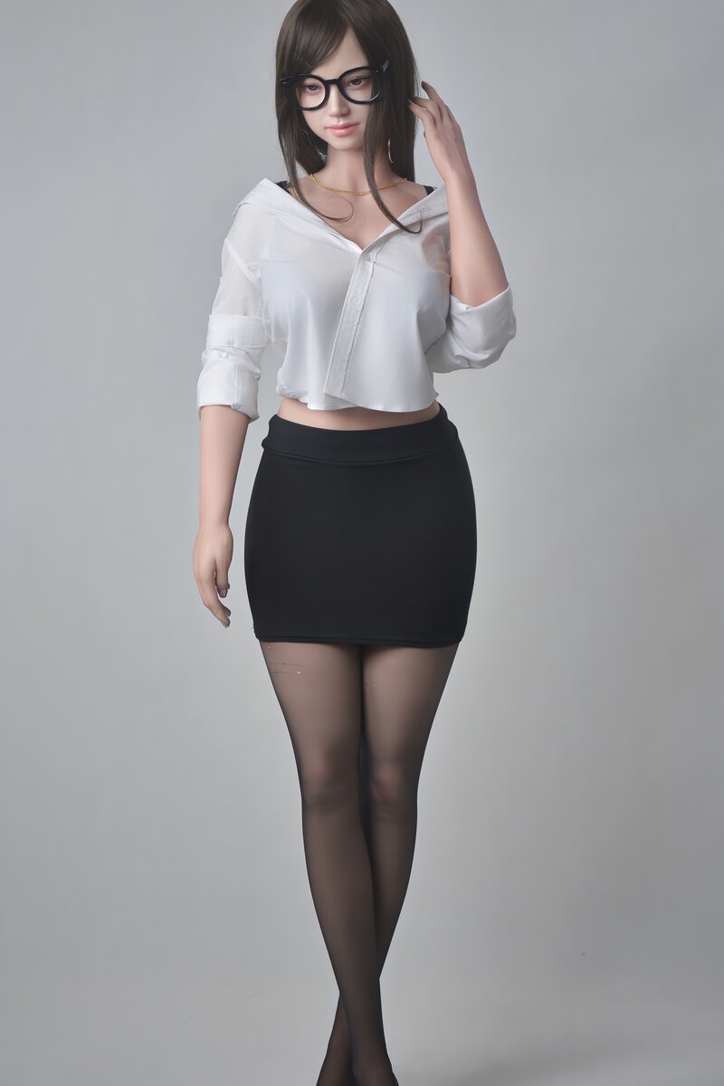 Zhang Qin seksinukk (FUDoll 165 cm F-Cup silikoon)
