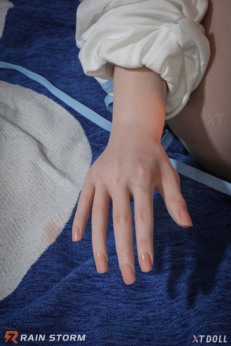 Lilly Sex Doll (XT Doll 150 cm D-Cup #XT-20-C silikoon)