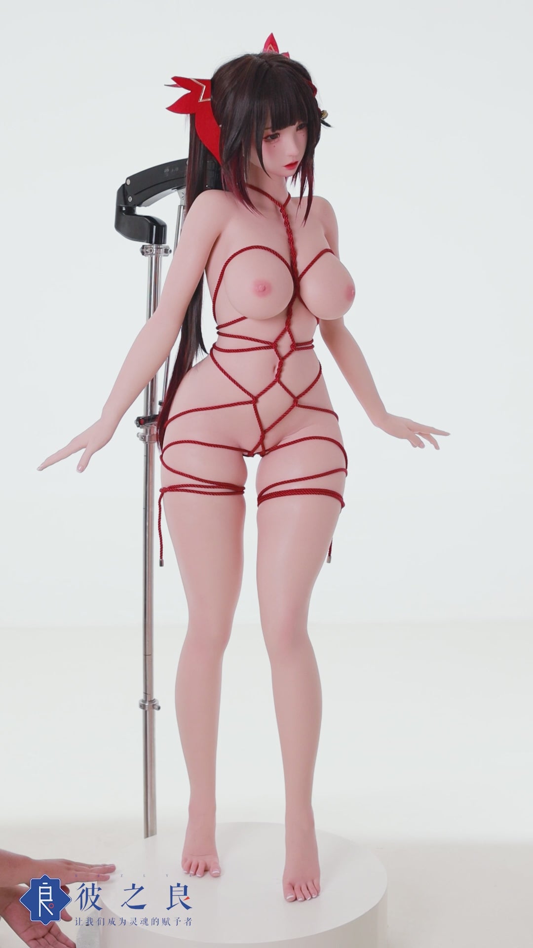 Sädelev seksinukk (Bezlya Doll 155 cm E-tass 2,2CF silikoon)