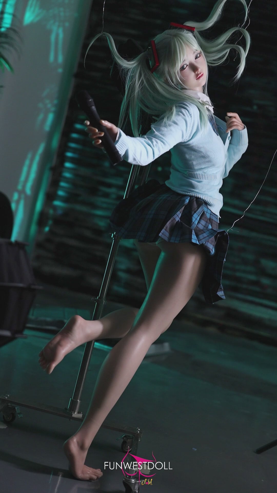 Hatsune Miko seksnukk (FunWest Doll 159 cm A-Cup #041S silikoon)
