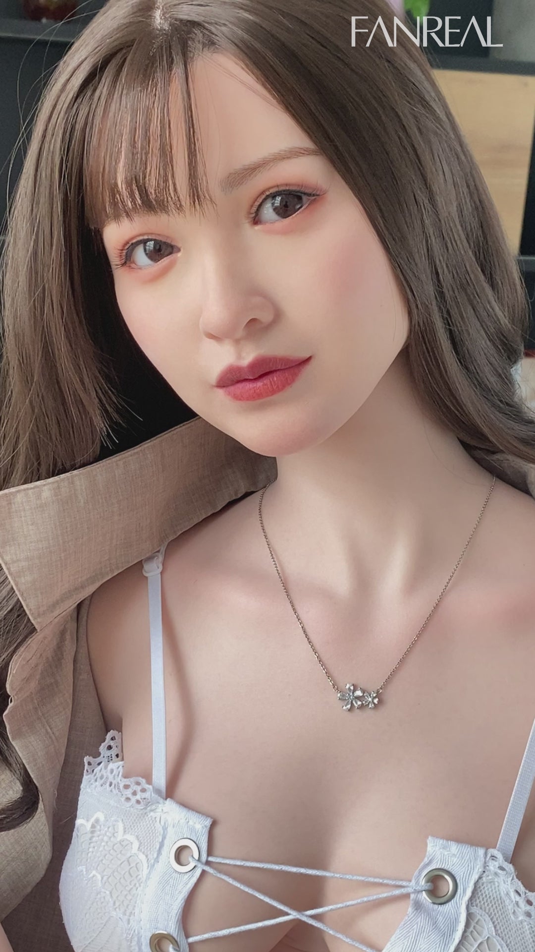 Josie seksinukk (FanReal Doll 162 cm C-korvi silikoon)