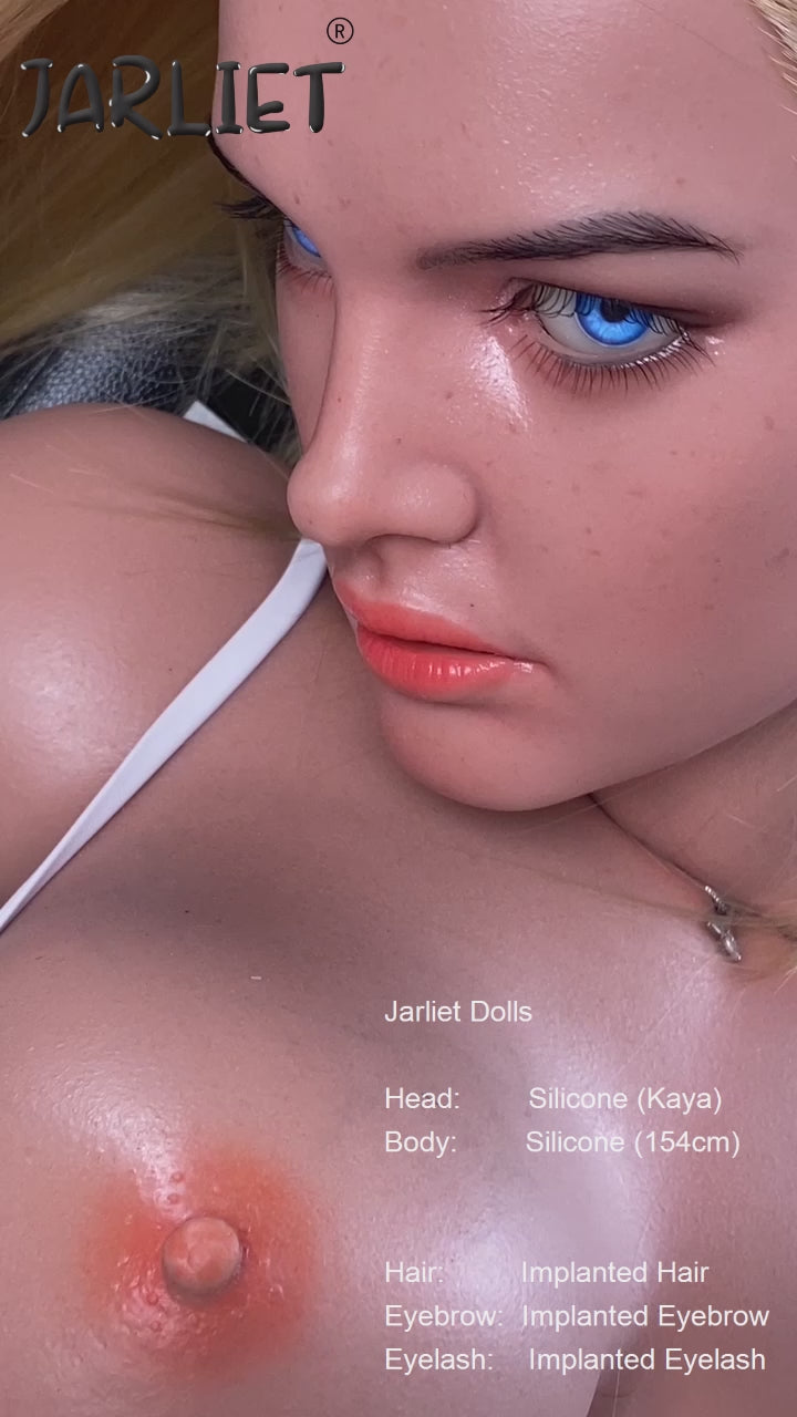 Kaya 1 seksnukk (Jarliet 154 cm C-Cup silikoon)