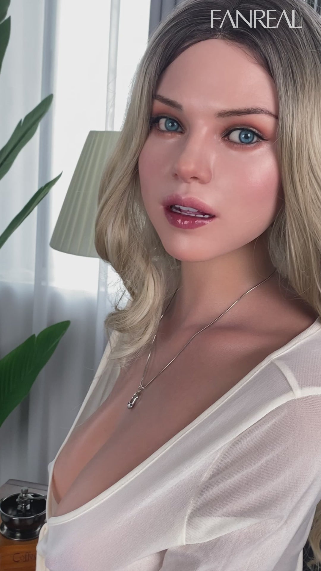 Carlee seksnukk (FanReal Doll 170cm G-tass silikoon)