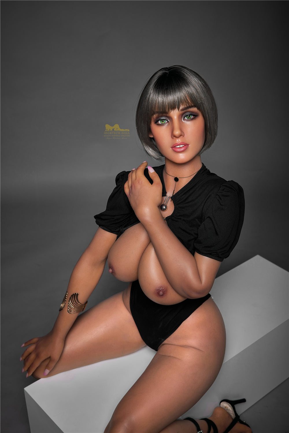 juuni seksnukk (Irontech Doll 165 cm F-Cup S5 silikoon)