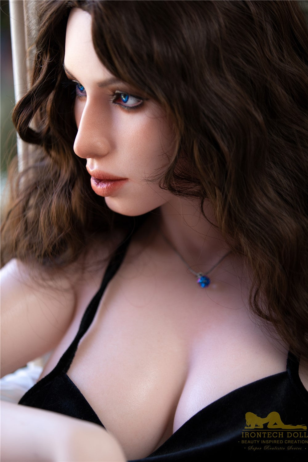 Esmeralda seksnukk (Irontech Doll 166 cm C-Cup S28 silikoon)