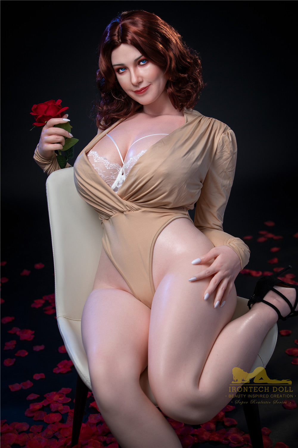 Carmeli seksnukk (Irontech Doll 160 cm H-tass S12 silikoon)