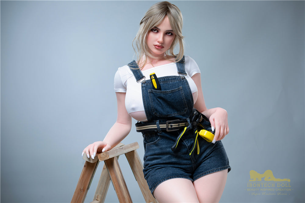 Claudia seksnukk (Irontech Doll 160 cm H-tass S17 silikoon)
