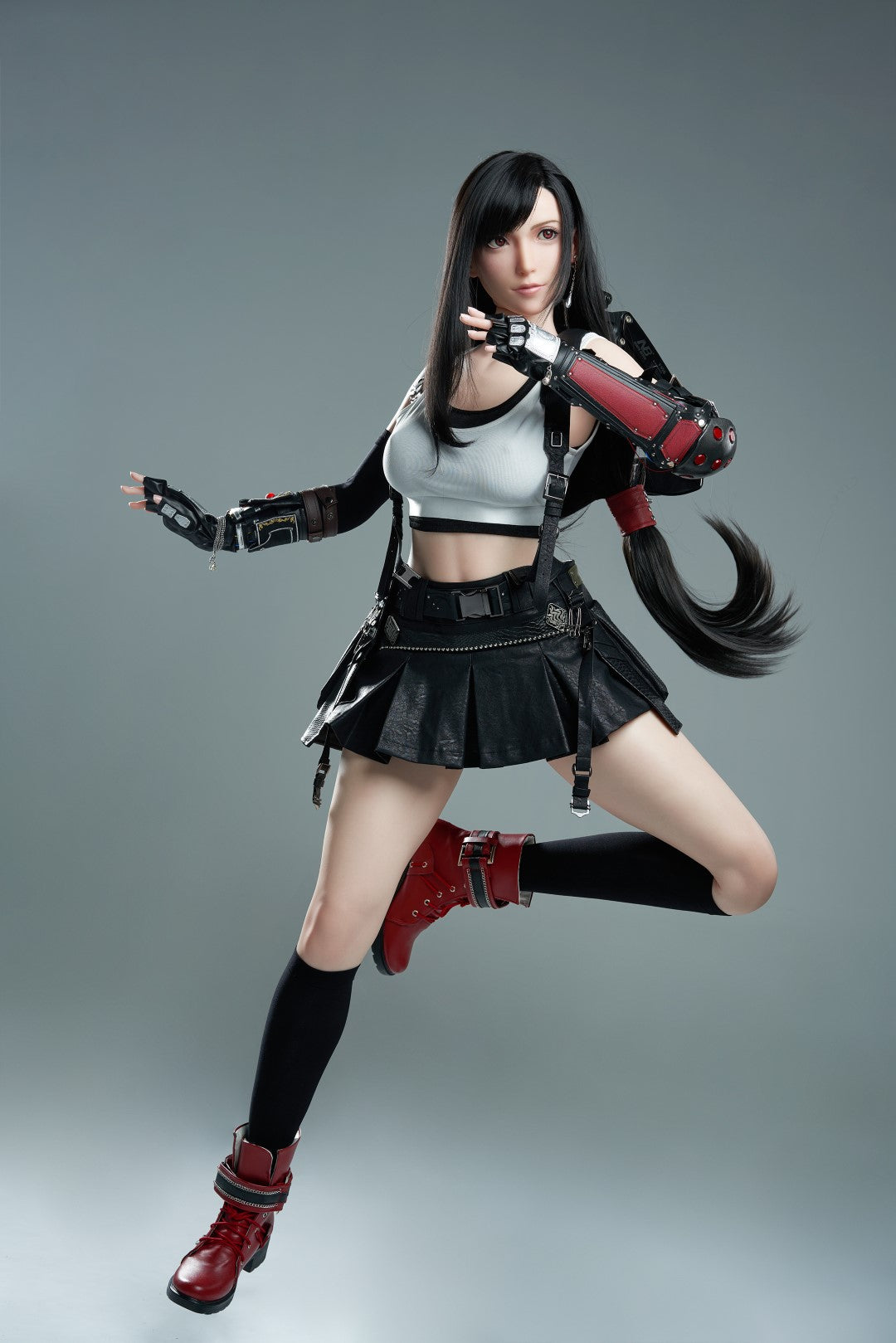 Tifa Sex Doll (Game Lady 167 cm D-Cup nr 03 silikoon) EXPRESS